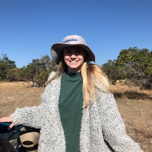 Meet your Posher, Anna